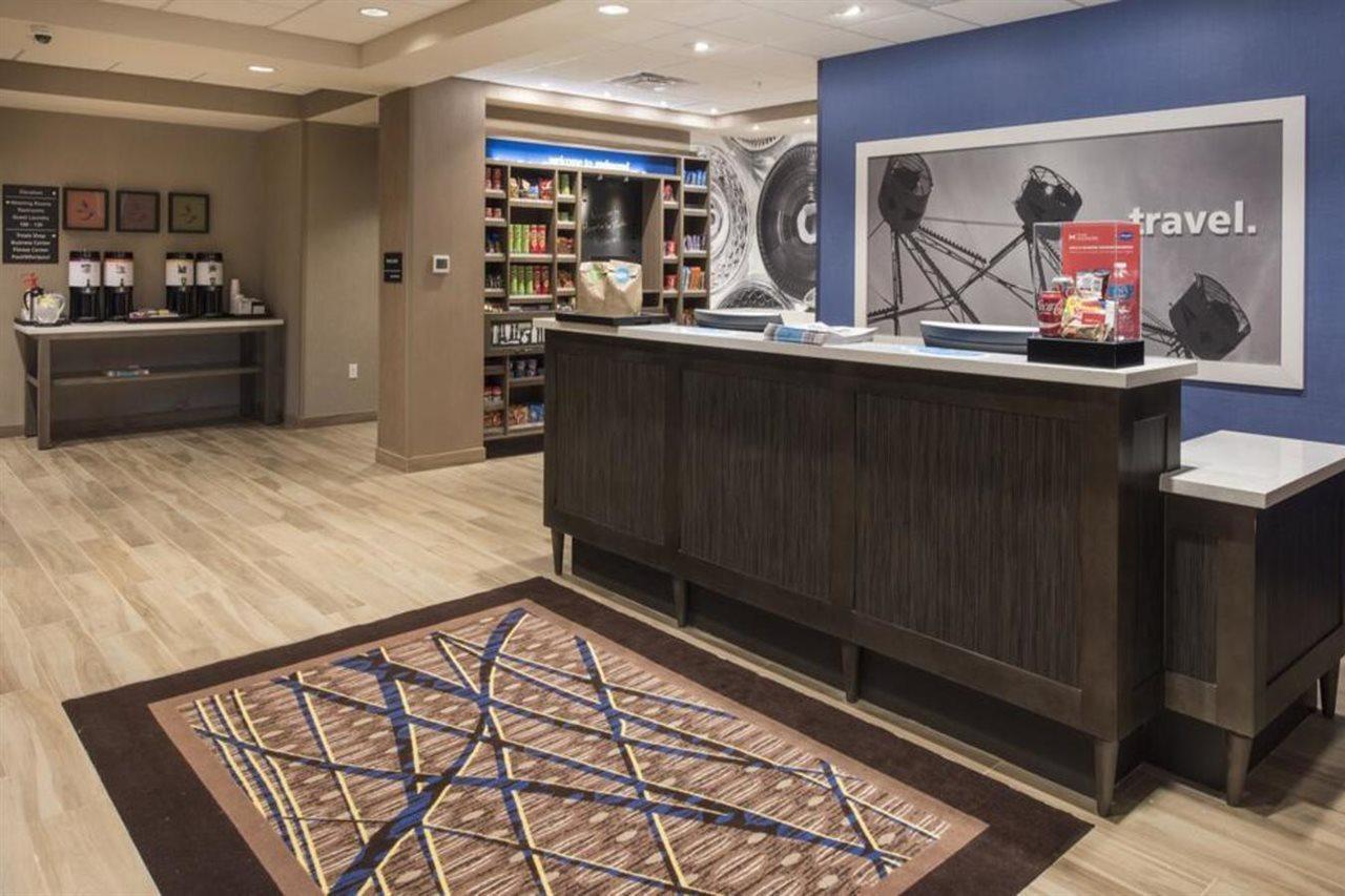 Hampton Inn & Suites Seattle/Redmond Wa Екстер'єр фото