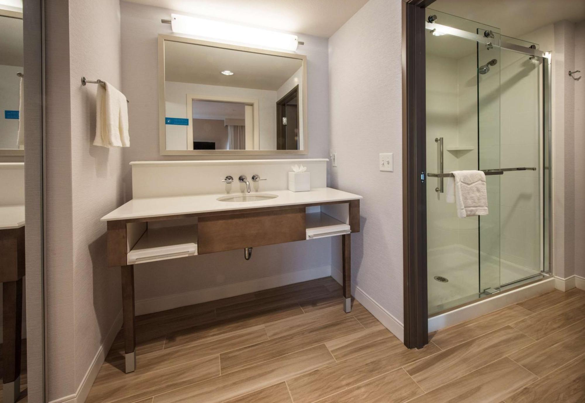 Hampton Inn & Suites Seattle/Redmond Wa Екстер'єр фото